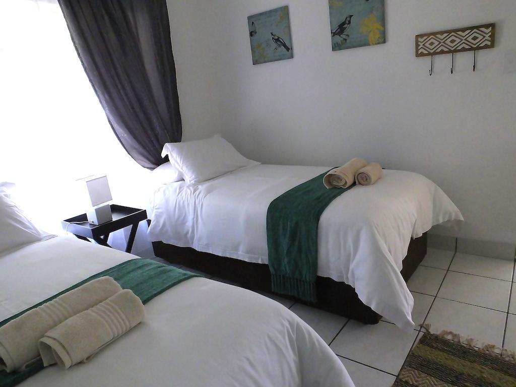 Ferienwohnung Sunshine Self Catering Mbombela Zimmer foto